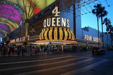 Four Queens Hotel in Las Vegas .